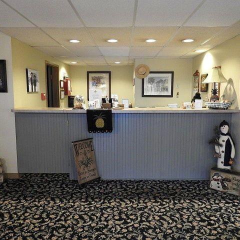 Country Living Inn Smoketown  Extérieur photo